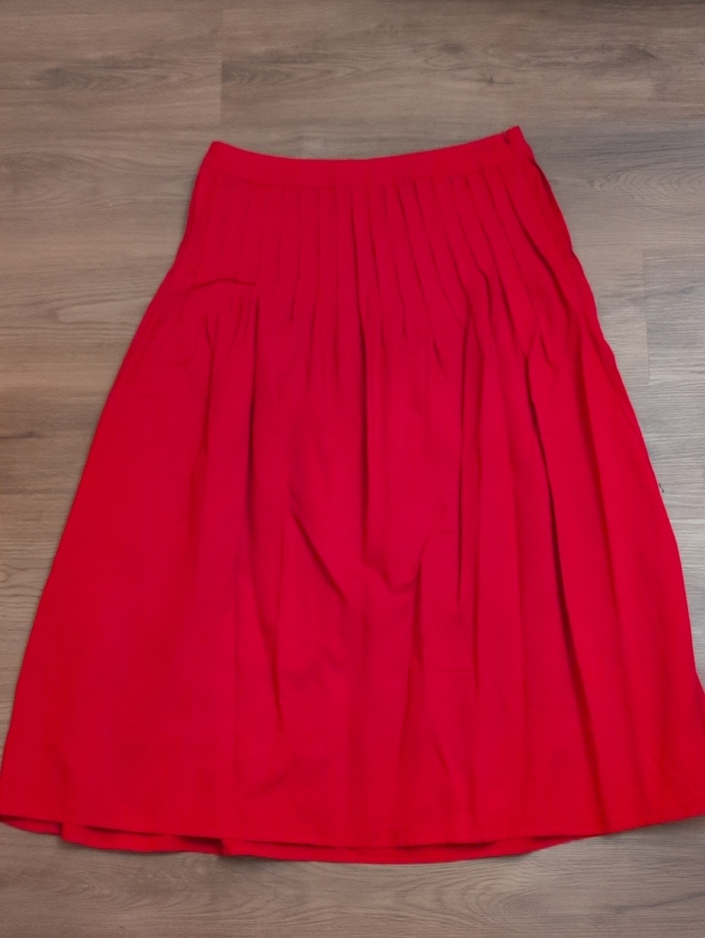 H &M Linen Blend Red Pleated A-Line Women's Skirt
